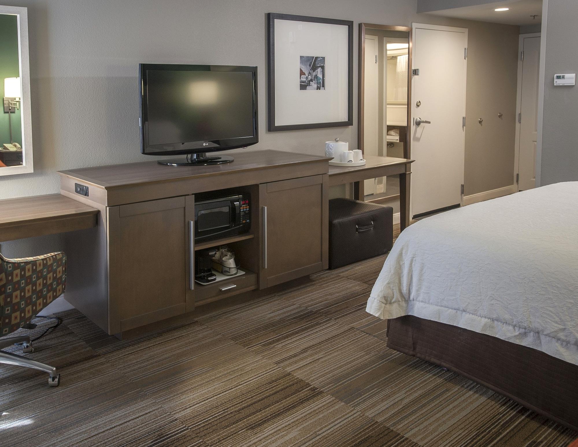 Hampton Inn New Orleans/St.Charles Ave Nova Orleães Exterior foto