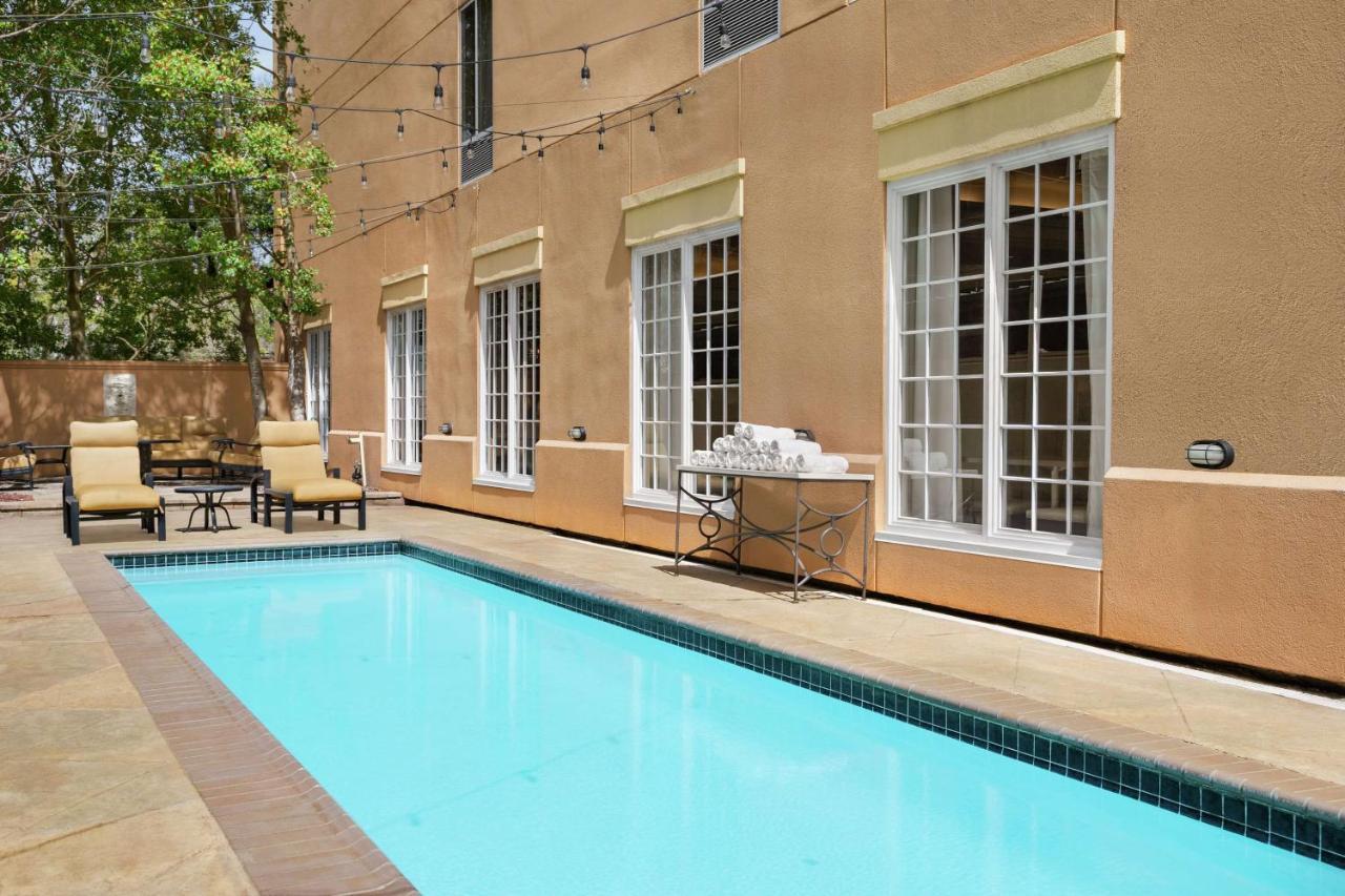 Hampton Inn New Orleans/St.Charles Ave Nova Orleães Exterior foto