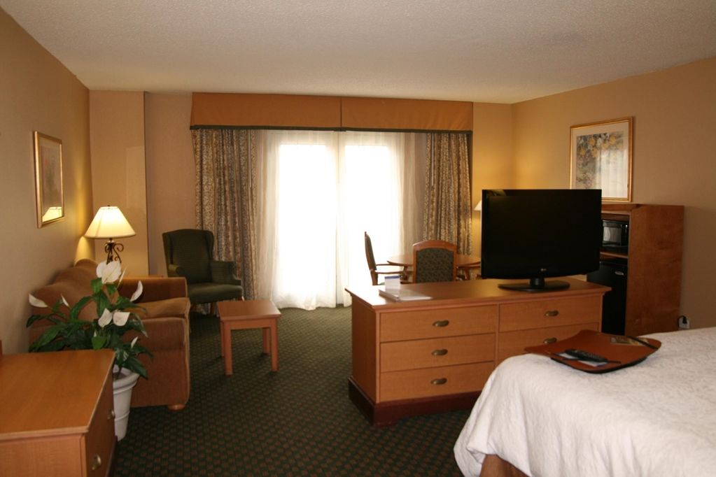 Hampton Inn New Orleans/St.Charles Ave Nova Orleães Quarto foto